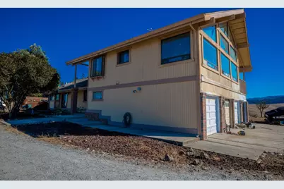 115 McCary Dr, Hollister, CA 95023 - Photo 1