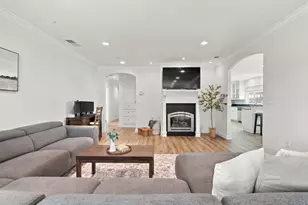 111 Oak St, Salinas, CA 93901 - Photo 11
