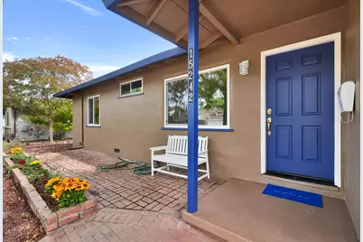 15242 Clydelle Ave, San Jose, CA 95124 - Photo 5