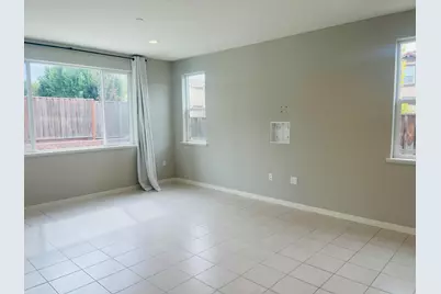 665 Tanoak Ct, Hollister, CA 95023 - Photo 3