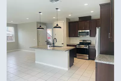 665 Tanoak Ct, Hollister, CA 95023 - Photo 9