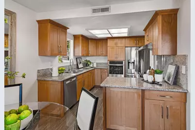 1301 Phelps Ave, San Jose, CA 95117 - Photo 5