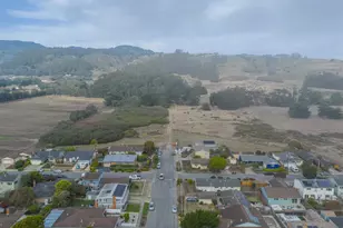 910 Golden Gate Ave Ave, Half Moon Bay, CA 94019 - Photo 35