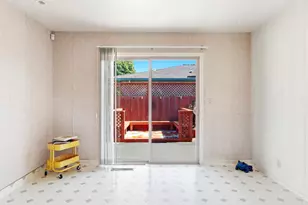 1069 University Ave, Salinas, CA 93901 - Photo 5