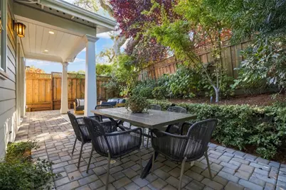 2209 Carmelita Dr, San Carlos, CA 94070 - Photo 23