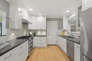 824 Harvard Ave, Menlo Park, CA 94025 - Photo 7