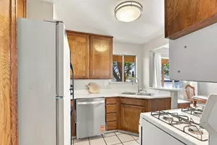 1035 Alta Mira Dr A, Santa Clara, CA 95051 - Photo 11