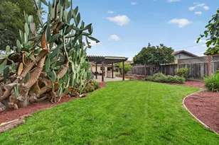 210 Rodonovan Dr, Santa Clara, CA 95051 - Photo 45