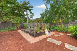 210 Rodonovan Dr, Santa Clara, CA 95051 - Photo 49