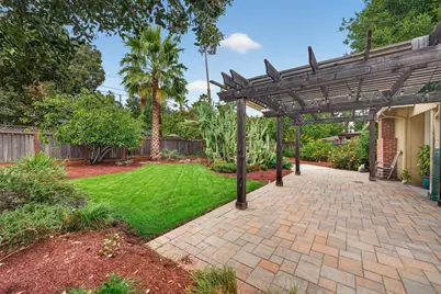 210 Rodonovan Dr, Santa Clara, CA 95051 - Photo 43
