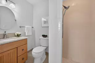 210 Rodonovan Dr, Santa Clara, CA 95051 - Photo 25