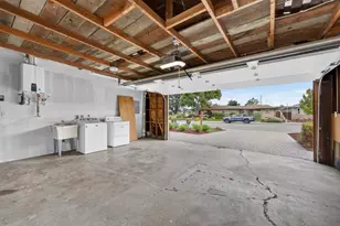 210 Rodonovan Dr, Santa Clara, CA 95051 - Photo 53