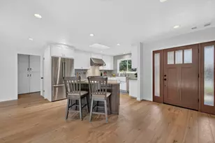 210 Rodonovan Dr, Santa Clara, CA 95051 - Photo 9