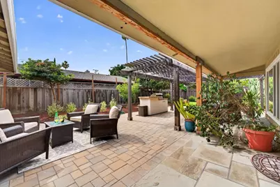 210 Rodonovan Dr, Santa Clara, CA 95051 - Photo 37