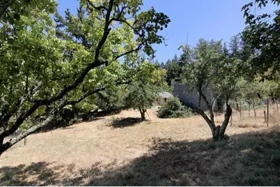 24766 Skyland Rd, Los Gatos, CA 95033 - Photo 13