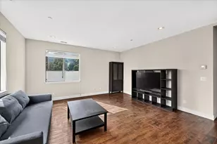 3832 Bayshore Blvd, Brisbane, CA 94005 - Photo 17