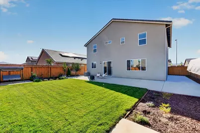 1910 Peony St, Hollister, CA 95023 - Photo 49