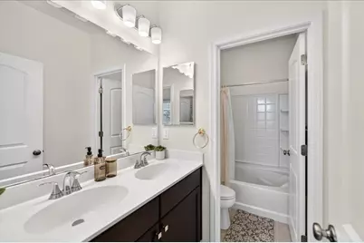 1910 Peony St, Hollister, CA 95023 - Photo 41