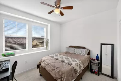 1910 Peony St, Hollister, CA 95023 - Photo 39