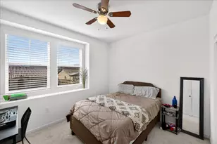 1910 Peony St, Hollister, CA 95023 - Photo 39