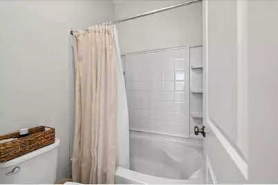 1910 Peony St, Hollister, CA 95023 - Photo 43