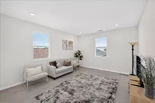 1910 Peony St, Hollister, CA 95023 - Photo 25