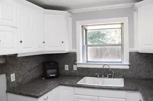 2260 Pulgas Ave, East Palo Alto, CA 94303 - Photo 19
