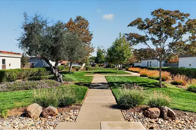 8130 Park Villa Cir, Cupertino, CA 95014 - Photo 39