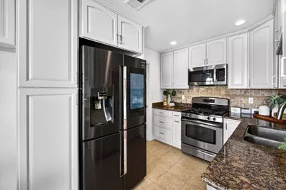8130 Park Villa Cir, Cupertino, CA 95014 - Photo 13