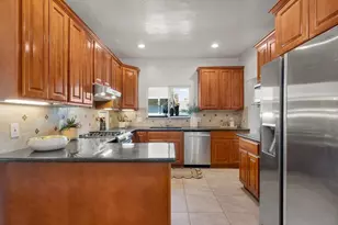166 N 17th St, San Jose, CA 95112 - Photo 33