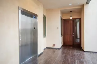 575 Foam St B, Monterey, CA 93940 - Photo 3