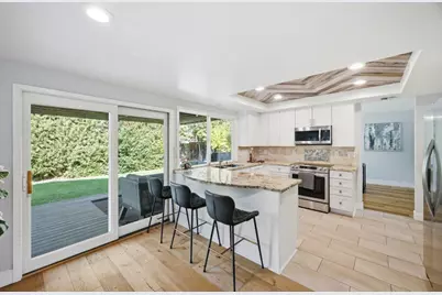 3973 Twilight Dr, San Jose, CA 95124 - Photo 13