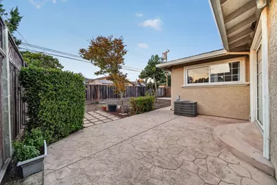 1629 Tierra Buena Dr, San Jose, CA 95121 - Photo 37