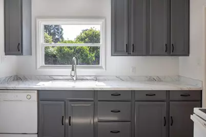 963 Crest Ave, Pacific Grove, CA 93950 - Photo 9