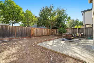 8750 Garbini St, Gilroy, CA 95020 - Photo 31