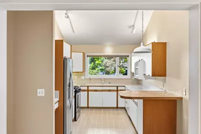 865 Crest Ave, Pacific Grove, CA 93950 - Photo 17