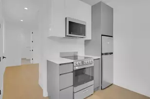 10540 Sterling Blvd, Cupertino, CA 95014 - Photo 9