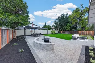 1260 Grant Rd, Los Altos, CA 94024 - Photo 35