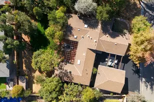 1055 Los Robles Ave, Palo Alto, CA 94306 - Photo 29