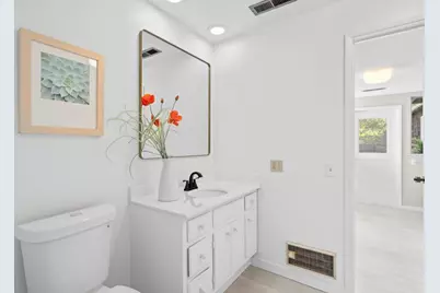1055 Los Robles Ave, Palo Alto, CA 94306 - Photo 21