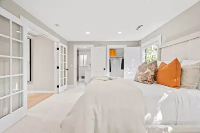 1055 Los Robles Ave, Palo Alto, CA 94306 - Photo 15