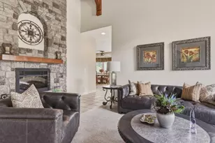 11530 Spur Rd, Monterey, CA 93940 - Photo 5