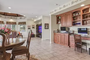 11530 Spur Rd, Monterey, CA 93940 - Photo 9