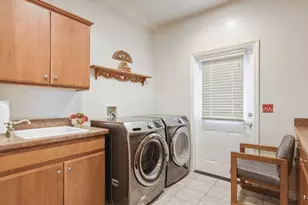 11530 Spur Rd, Monterey, CA 93940 - Photo 21