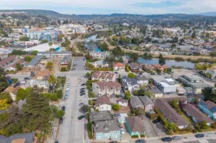 412 Cliff St, Santa Cruz, CA 95060 - Photo 31