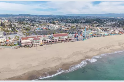 412 Cliff St, Santa Cruz, CA 95060 - Photo 27