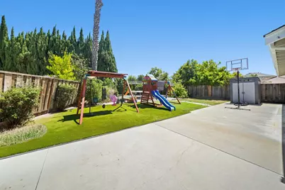 1255 Briarberry Ct, San Jose, CA 95131 - Photo 13