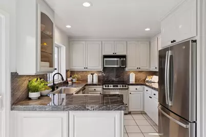 671 Fox Ct, Redwood City, CA 94061 - Photo 17