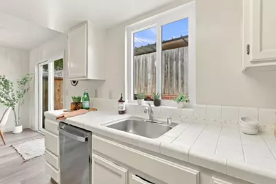 166 Pryce St 166, Santa Cruz, CA 95060 - Photo 9