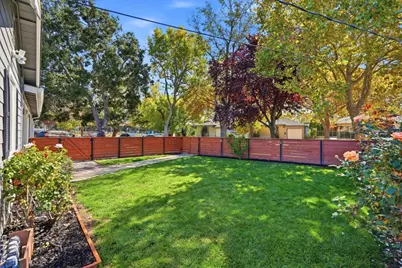 3739 Page St, Redwood City, CA 94063 - Photo 5